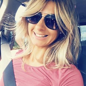 Meet your Posher, Melanie